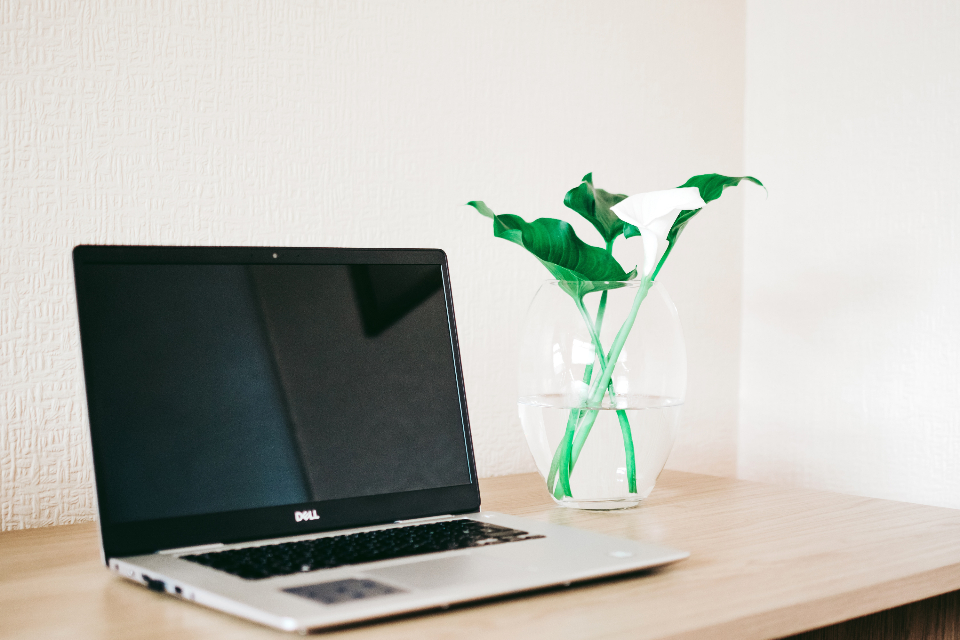 Security: Laptop Desk